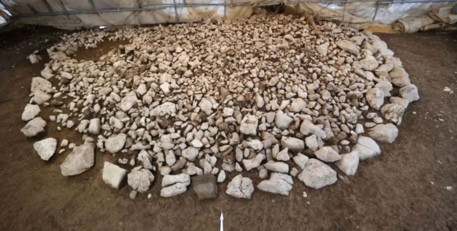 Археологи нашли курган железного века