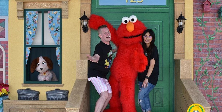 Маколей Калкин и Бренда Сонг