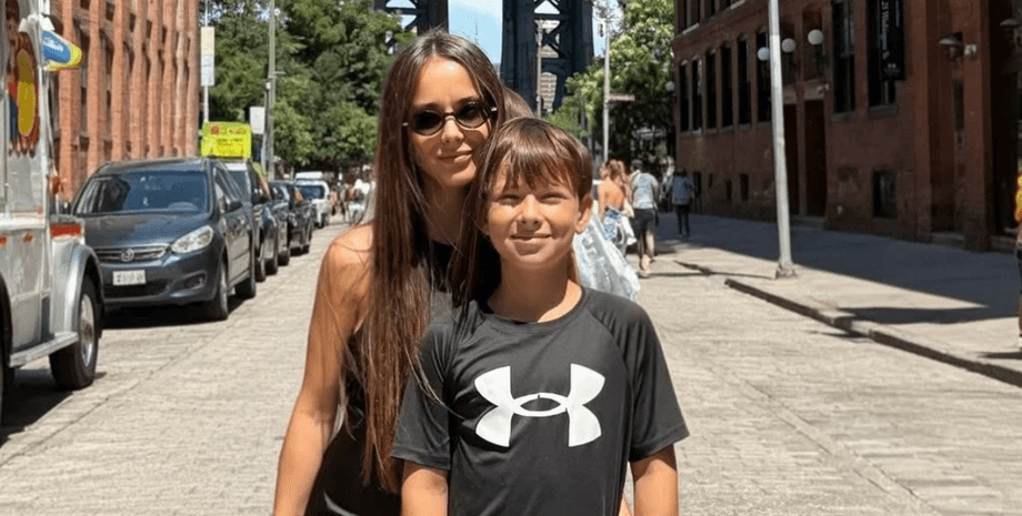 Ксения Мишина, Платон