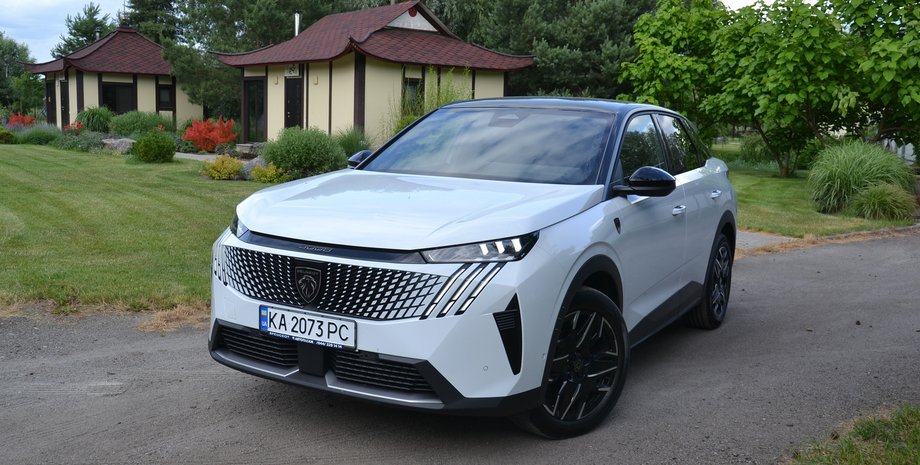 Новый Peugeot 3008 2025 года