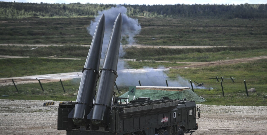 In der russischen Armee wurden mindestens vier neue Raketen- und Artillerie -Ein...