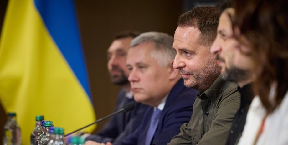 Отставка Ермака – как поступит Зеленский