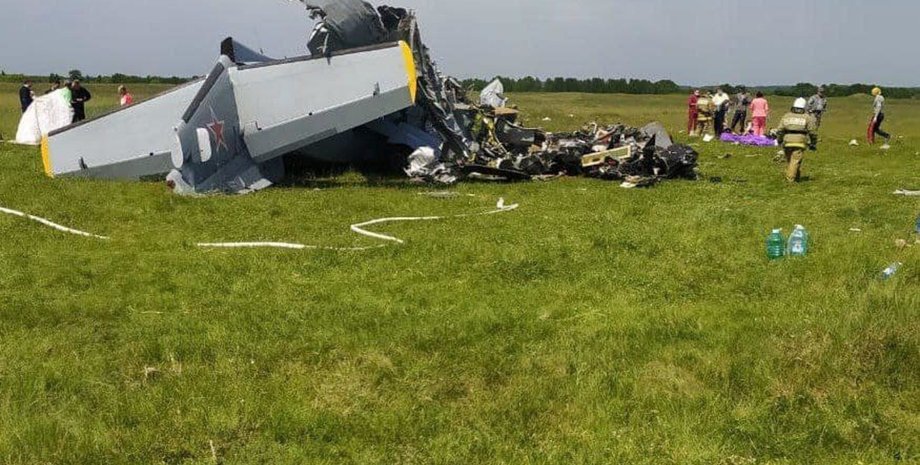 крушение, самолет, жертвы