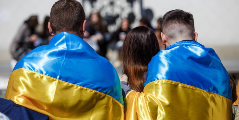 Бюджет, пенсії, зарплата