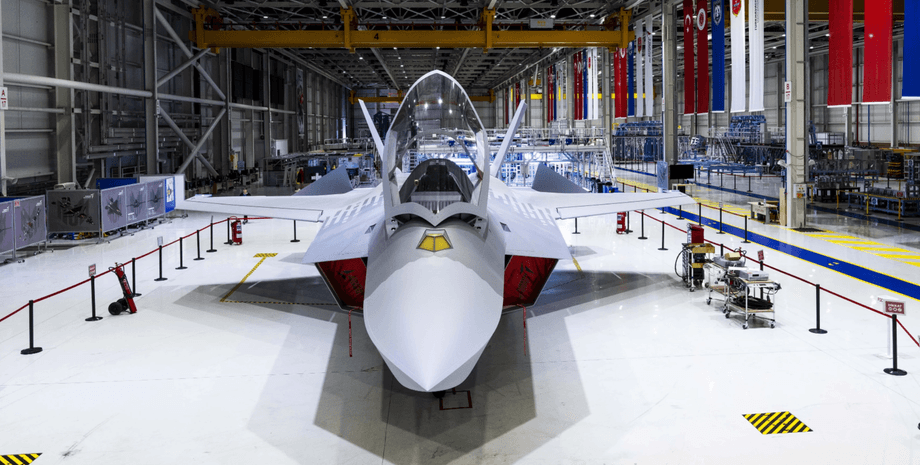 турецький винищувач