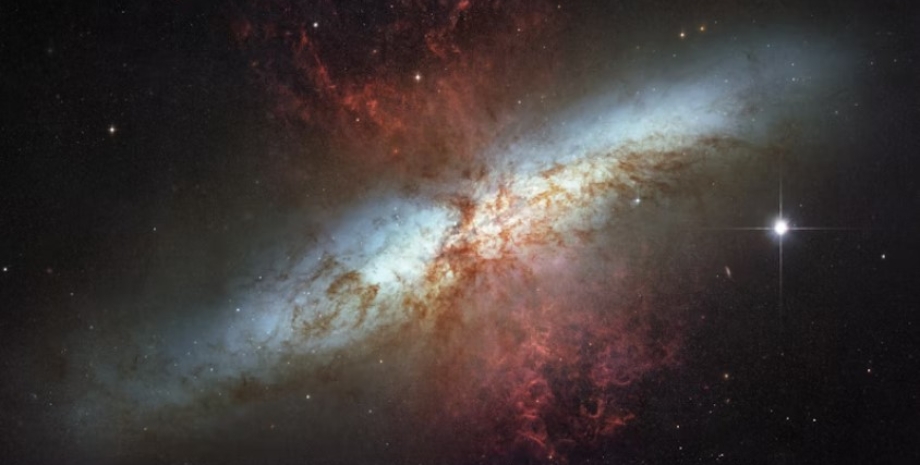 галактика М82