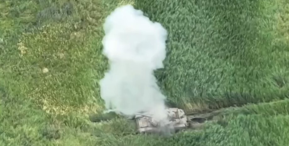 танк, взрыв, огонь