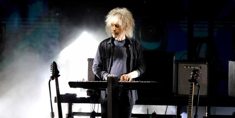 Перрі Бамонте The Cure