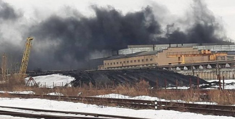 ямз, ярославль, завод, пожар, возгорание, мчс, спасатели, ярославский моторный завод