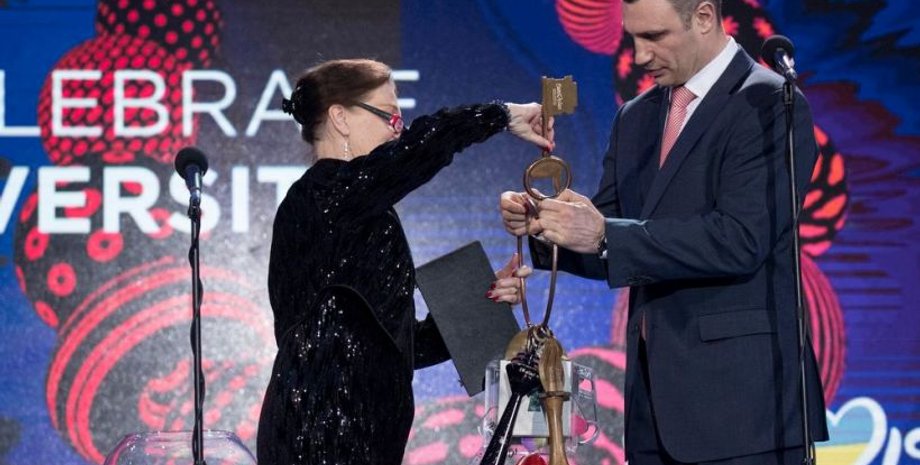 Передача ключей от Евровидения / Фото: facebook.com/merkieva