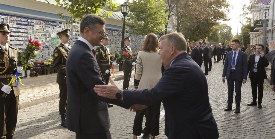 Глава МИД Дании, глава МИД Украины, Дмитрий Кулеба, Ларс Лёкке Расмуссен