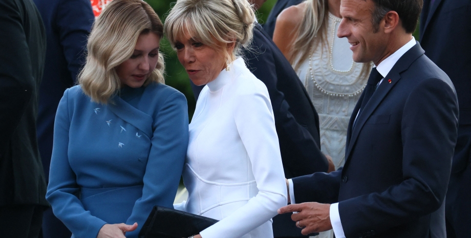 Бріжит Макрон, Олена Зеленська Бріжит Макрон, Олена Зеленська, Еммануель Макрон, саміт НАТО