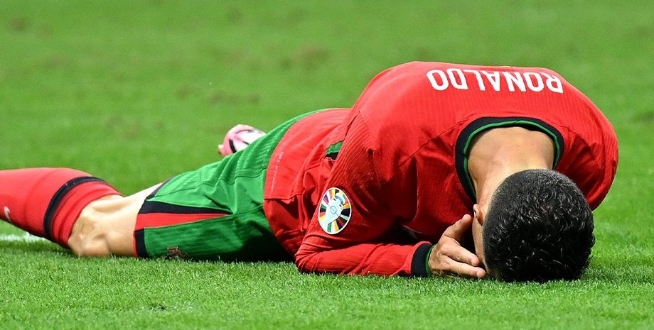 Плачущий Роналду