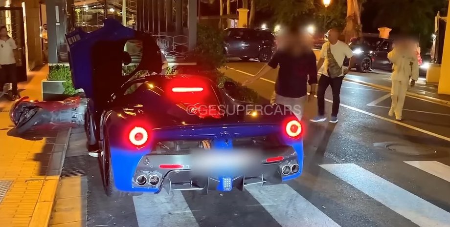 суперкар Ferrari LaFerrari, Ferrari LaFerrari, суперкар Ferrari, розбитий Ferrari