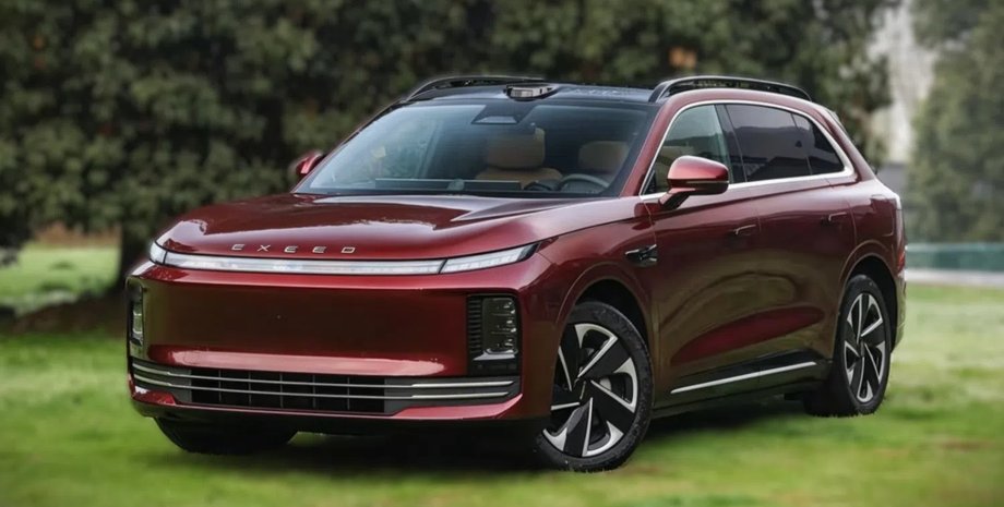 новий Exeed EX7