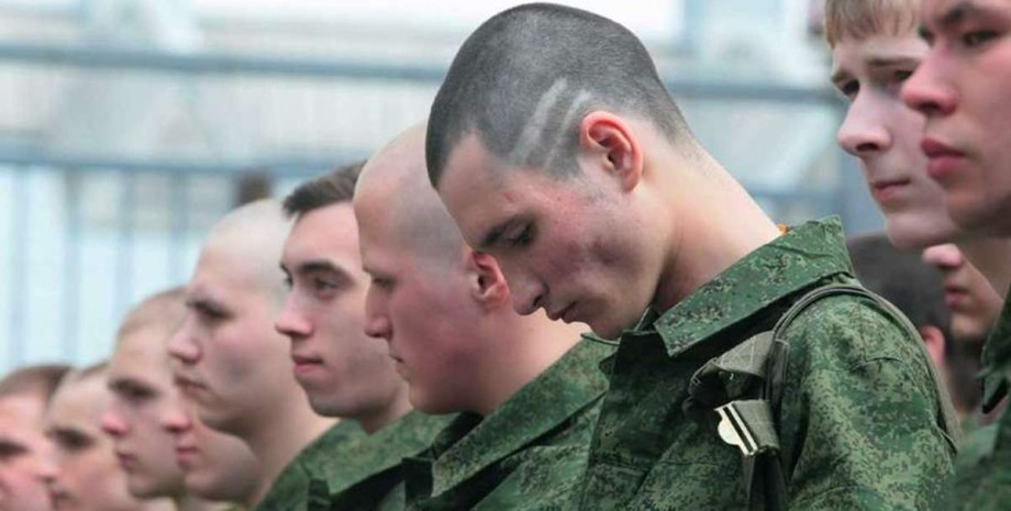 Российские солдаты-срочники, оборона Крыма, московичей направят в Крым, призыв в России, скрытая мобилизация