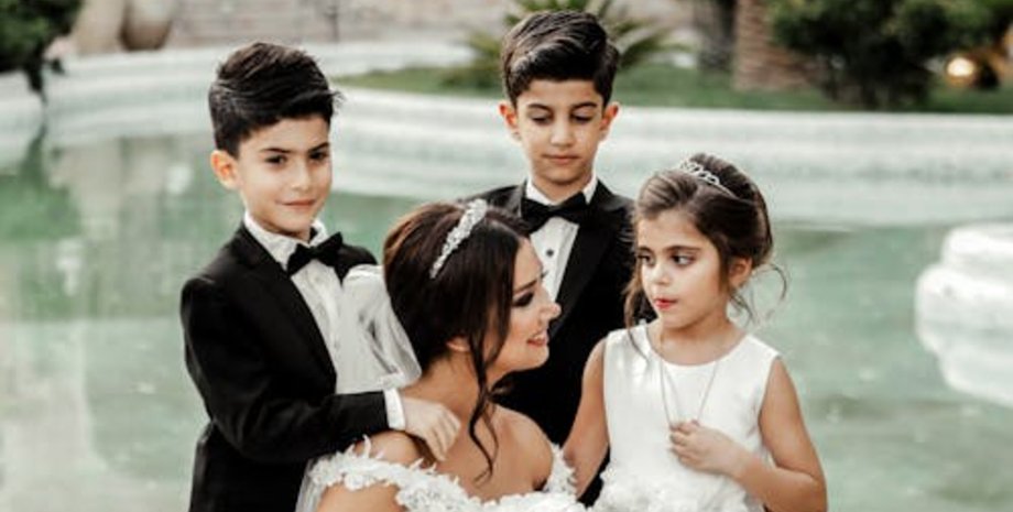 Дети на свадьбе, невеста, жених, свадьба, сестра невесты, семья невесты, проблемы со свадьбой, сестра невесты влюбилась в жениха