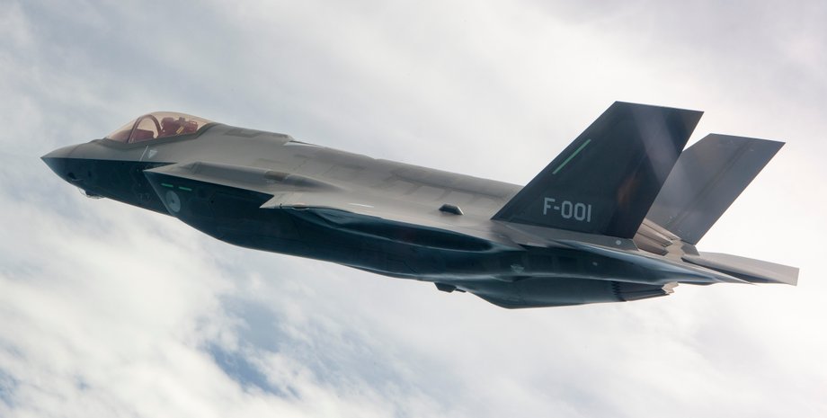 винищувач F-35, США, авіакатастрофа, авіабаза хілл, аварія літака, аварія винищувача