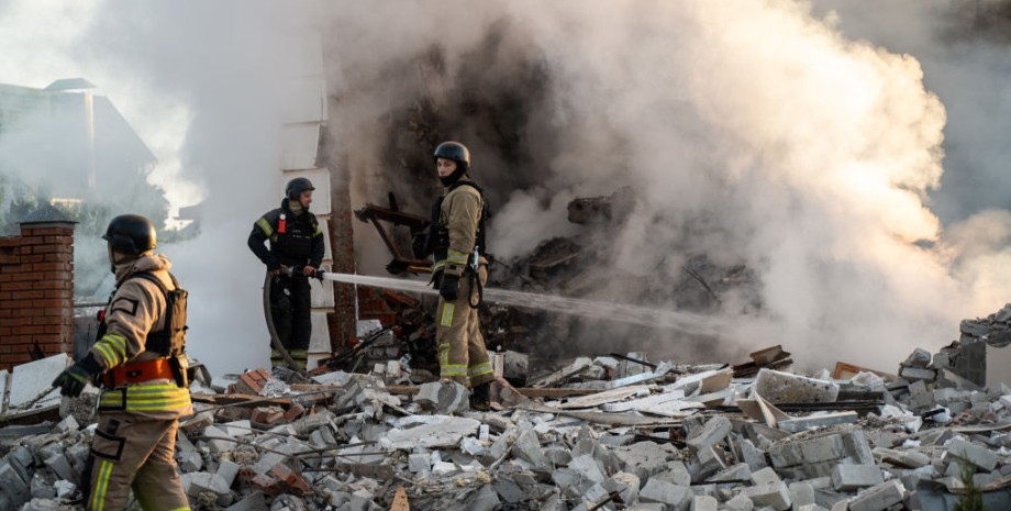 ракетный удар армия россии Удар БПЛА и ракетами могут нанести по жилым кварталам Чугуева