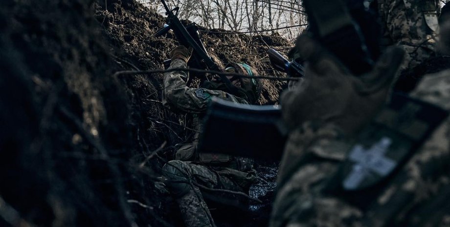 Украинские военные в Бахмуте