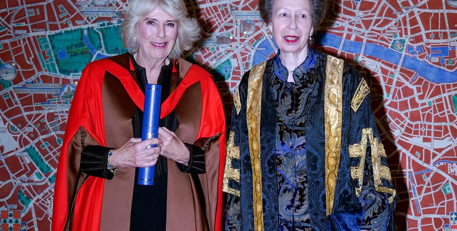 Королева Камилла и принцесса Анна