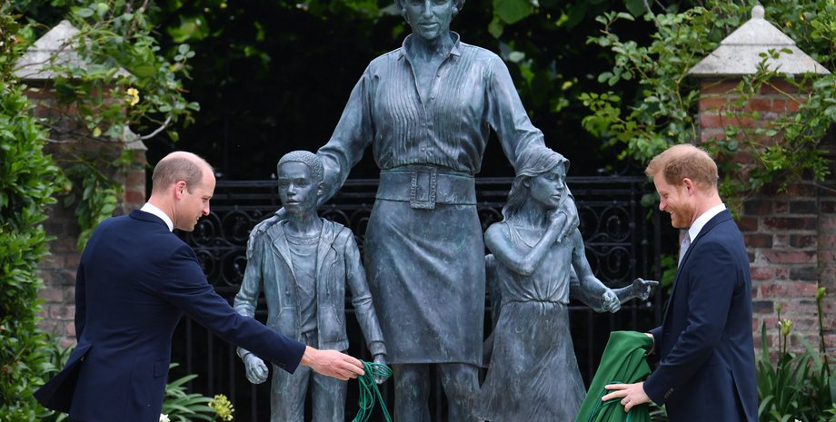принц Гарри, принц Уильям, Диана, памятник
