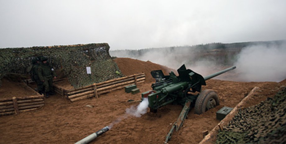 Противотанковая пушка МТ-12 "Рапира"/ Фото: РИА Новости