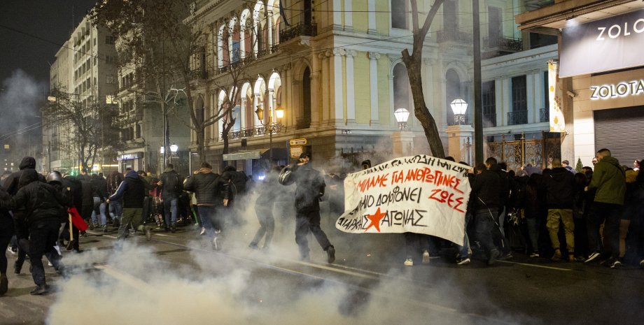 протести, протести у греції, протести в афінах