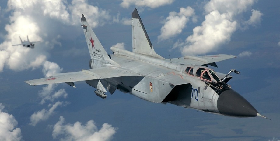літак МіГ-31 МіГ-31, винищувач, літак, небо, російський МіГ-31