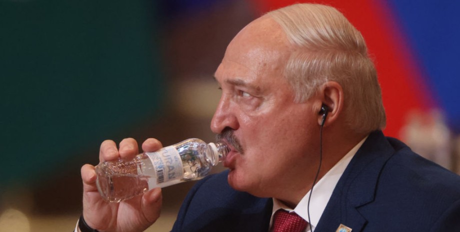 Александр Лукашенко Александр Лукашенко, лукашенко переговоры с россией, лукашенко сотрудничество с украиной, лукашенко сотрудничество с днр, политика лукашенко, стратегия лукашенко, лукашенко посредник