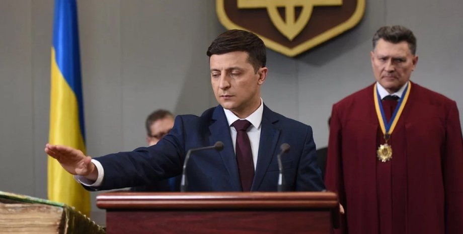 Кадр из сериала "Слуга народа"