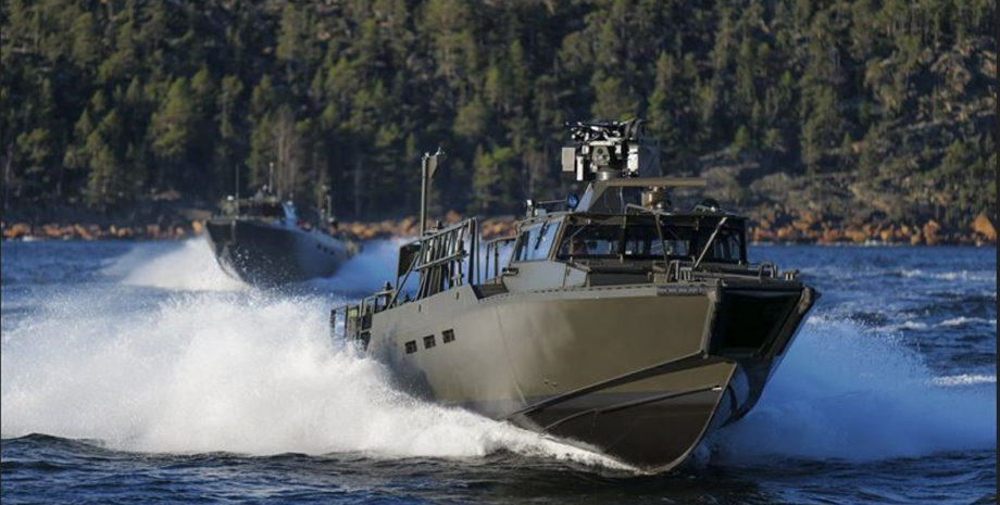 катер CB90 Бойовий катер CB90