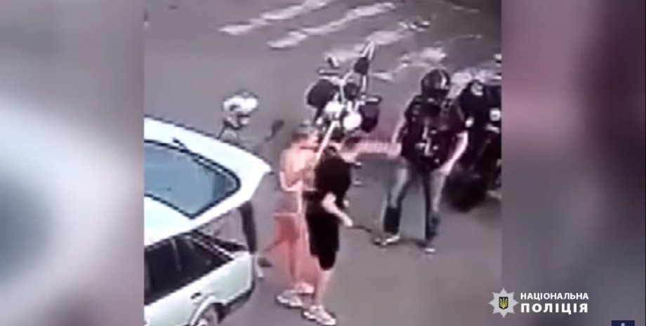 Полиция задержала байкеров, подозреваемых в избиении молодой пары в Черкассах