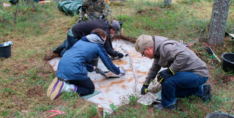 кладовище, поховання, Фінляндія, останки, історія, люди, кам’яний вік, розкопки, дослідження, вчені, археологія, скелет, докази, теорія, відкриття, кістки, поховальні практики, охра, Арктика