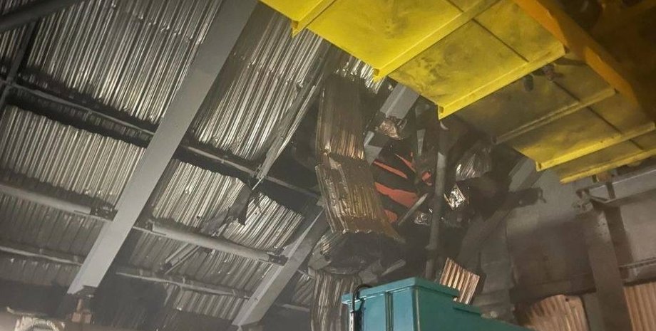 Удар по Чорнобилю, ударний  безпілотник по ЧАЕС, які можуть бути наслідки удару по чаес, удар по ЧАЕС 14 лютого