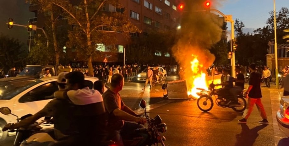 Протести, Іран