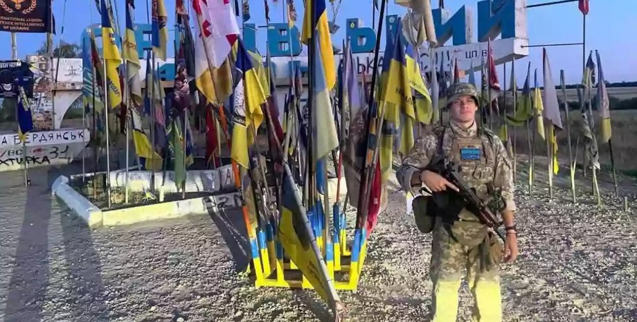 3 вересня 2025 року під час бойових дій загинув військовослужбовець та журналіст Олександр Голяченко