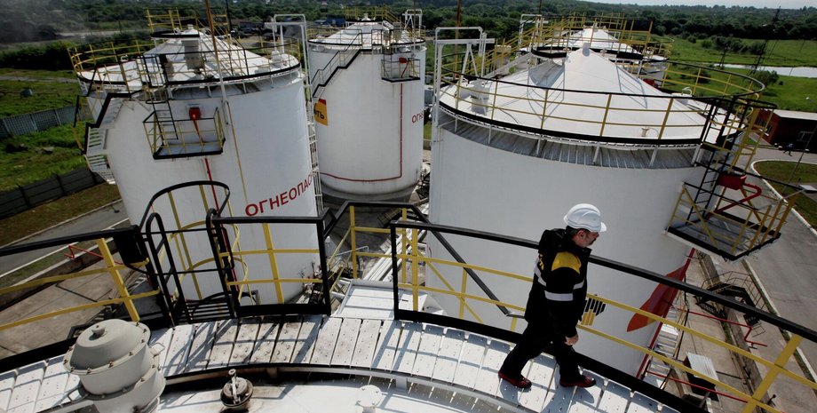 Топливо, российский газ, нефть россия, российская нефть, нефтяное эмбарго