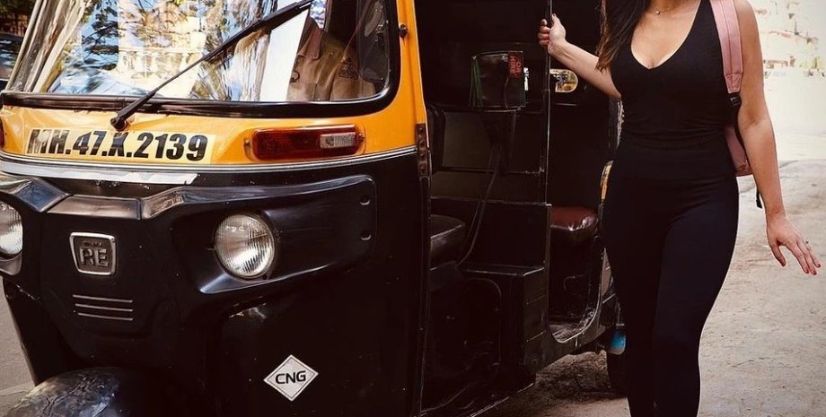 Старли Сантос