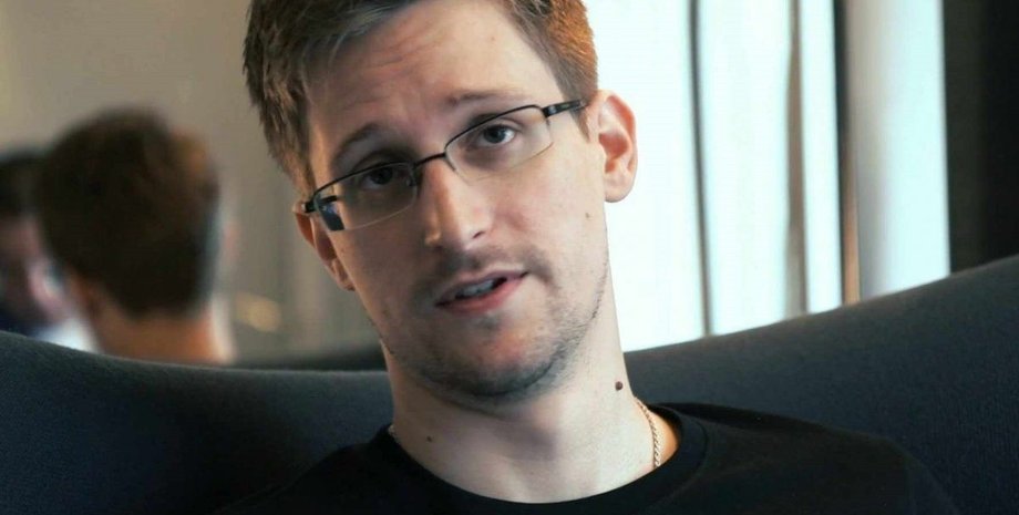 Эдвард Сноуден, отец, ребенок