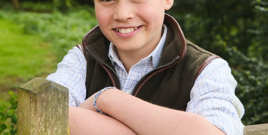 Принц Джордж, принцу Джорджу 12, спадкоємець престолу