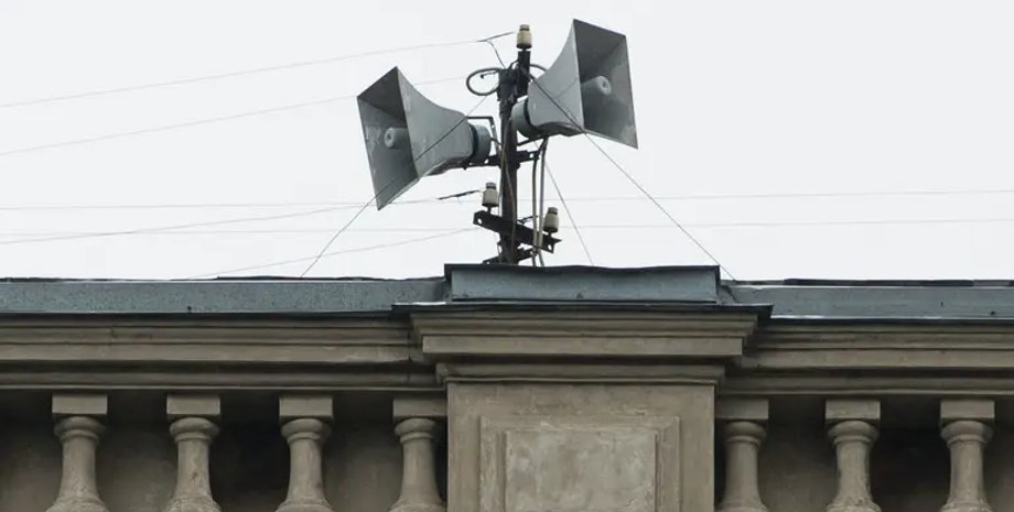 гучномовці, санкт-петербург, повітряна тривога, сирени