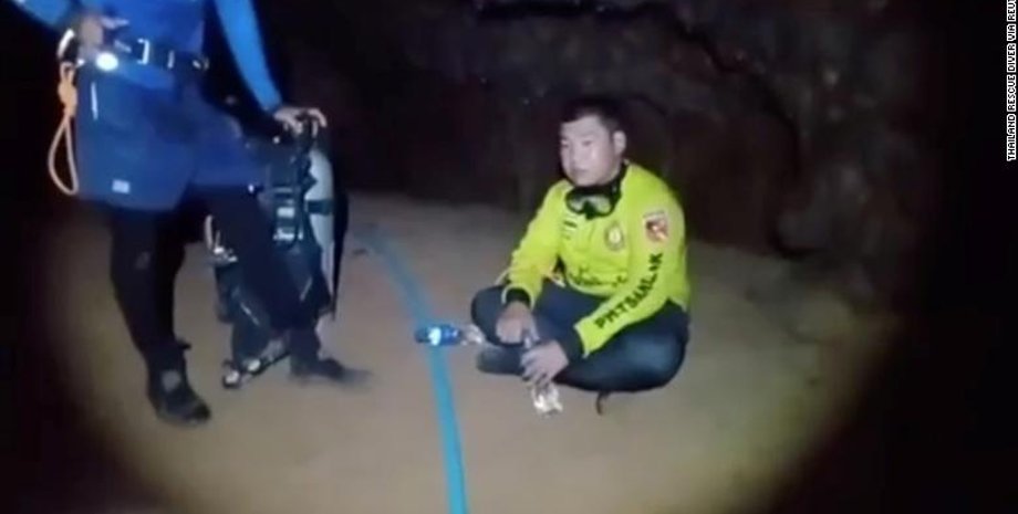 Буддийский монах, Таиланд, Затопление, Пещера, Спасатели