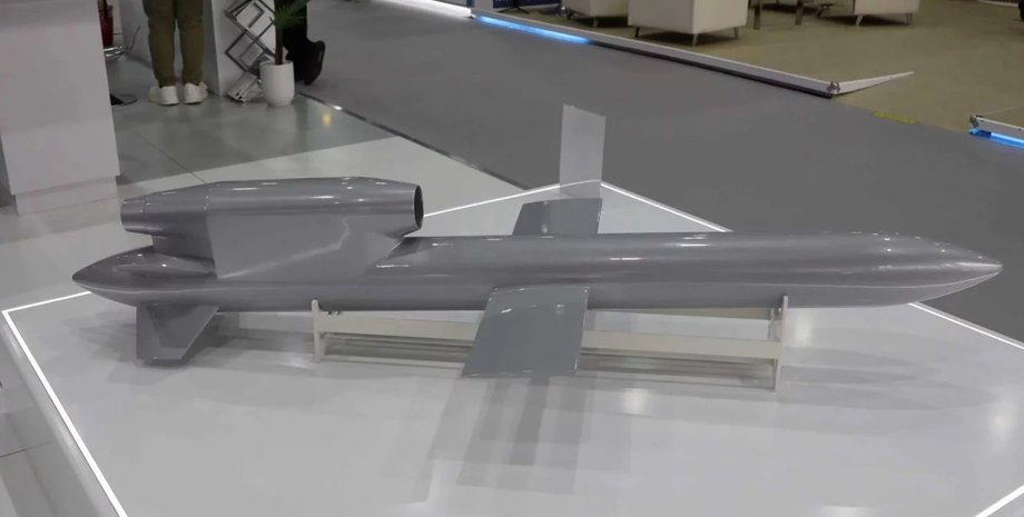 FP-5 Фламінго ракета