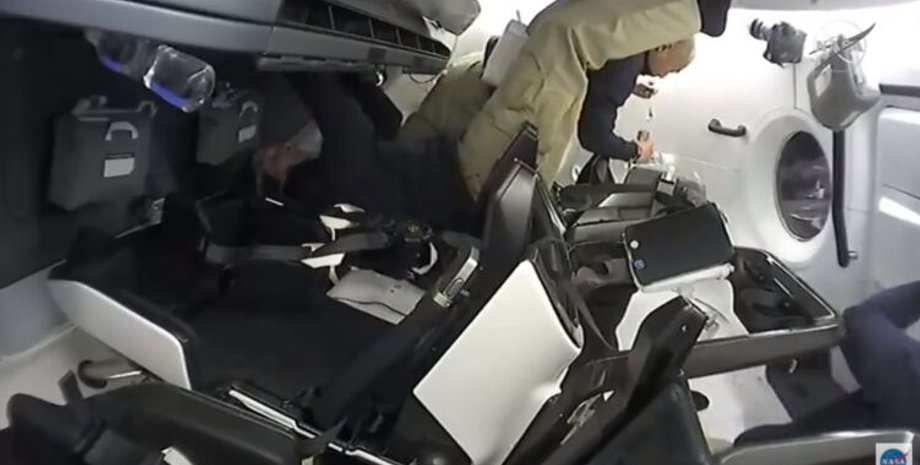 Экипаж Crew Dragon на борту МКС