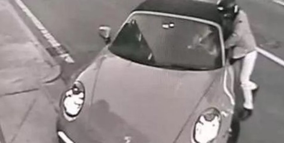 ограбление, турин, сорвали часы, ограбление в турине, дорогие часы