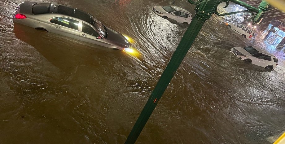 наводнение в Нью-Йорке, потоп в Нью-Йорке, ураган Ида, дождь