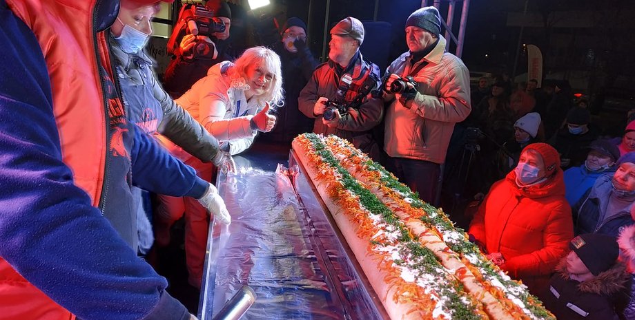 хот-дог-рекордсмен