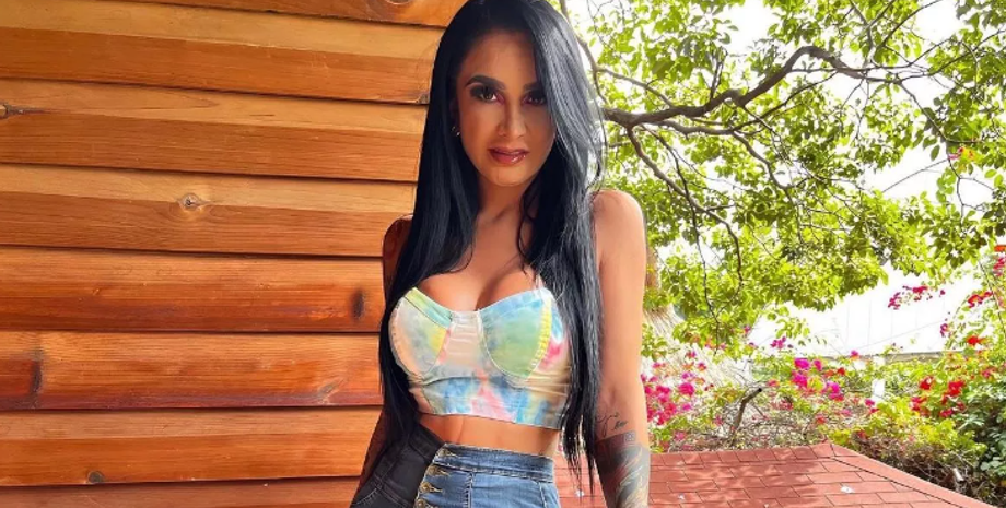 Увеличение ягодиц, пластические операции, хирургическое вмешательство, косметические процедуры, Еред Ликона, Мексика, фото, курьезы