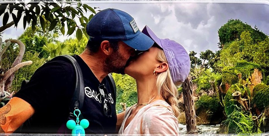 Брайан Остин Грин, беременность, первенец, ребенок, сын, звезда беверли хиллз,  Шарна Берджесс